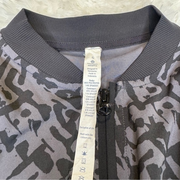 lululemon Noir Bomber Jacket - Picture 5 of 10